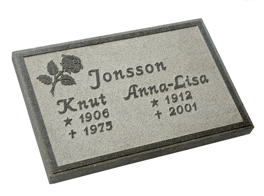 Liggande gravsten GK1033-1