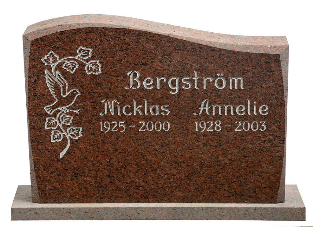 Stående låg bred gravsten GK 1007-GH