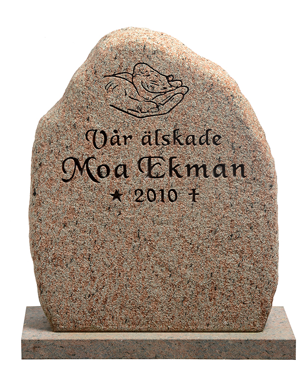 Hög smal gravsten GK1058-EF