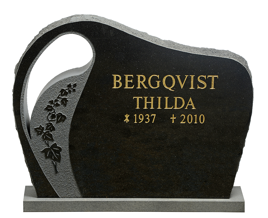 Låg bred gravsten GK1079